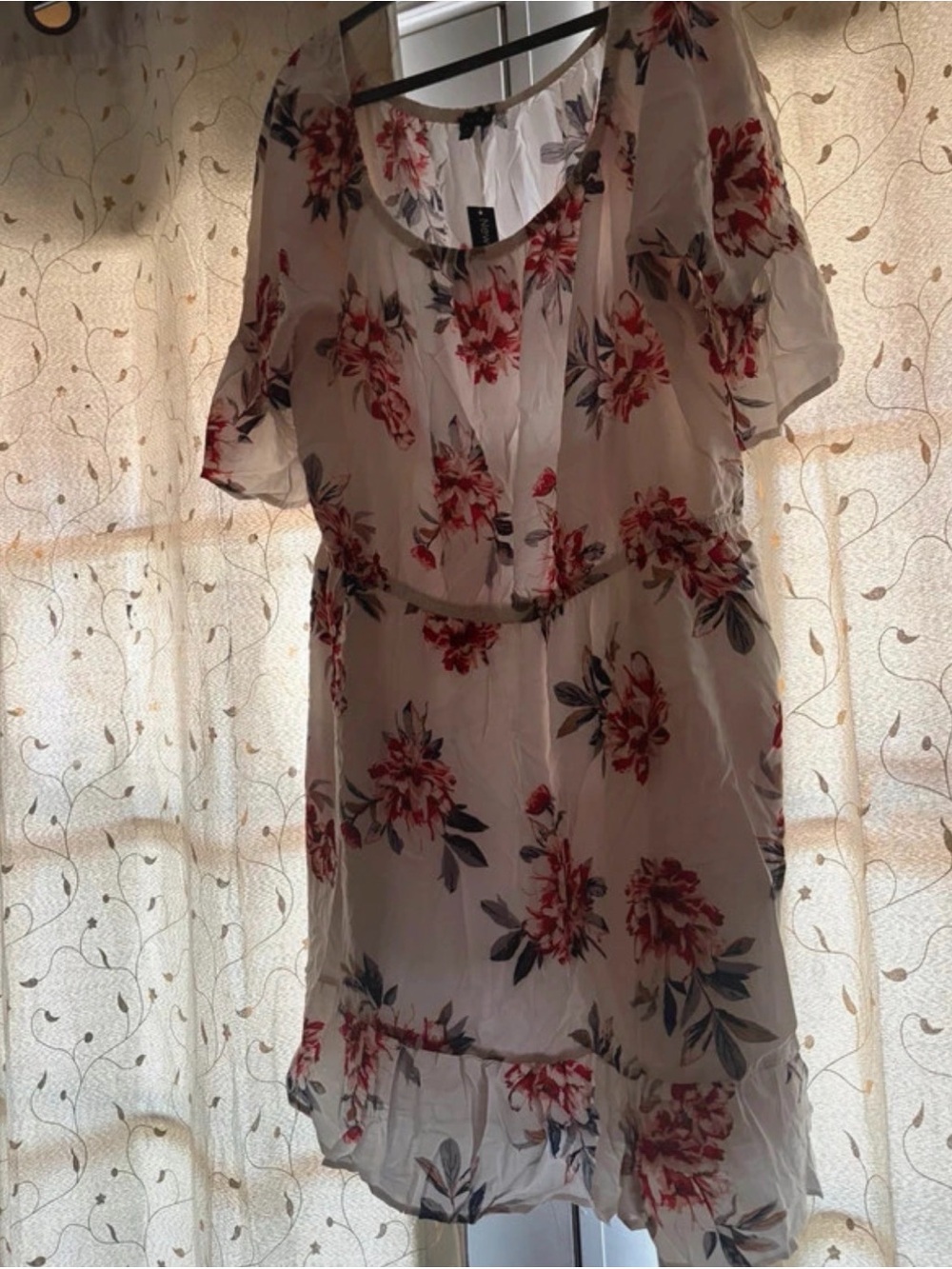 Floral White and Red Short Sleeve Ruffle Hem Dress - Women Tops